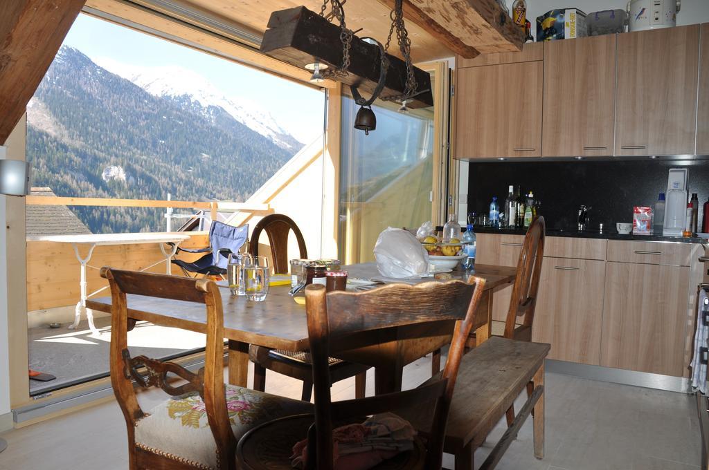 Attika Wohnung 7546 Ardez Rum bild